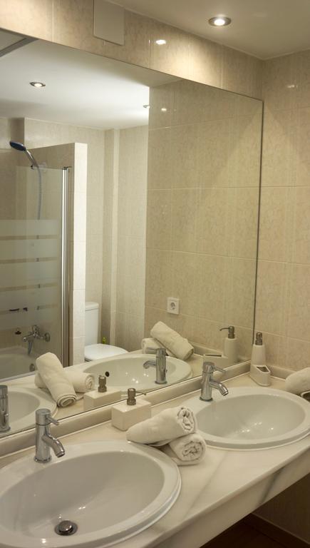 Sea View Apartment In Miraflores Sitio de Calahonda المظهر الخارجي الصورة