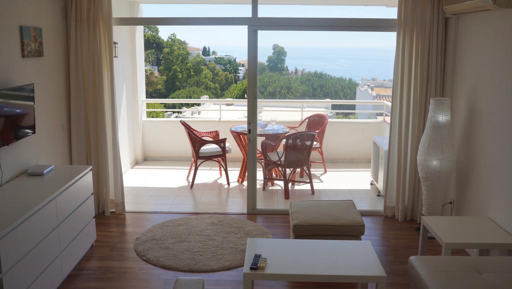 Sea View Apartment In Miraflores Sitio de Calahonda المظهر الخارجي الصورة