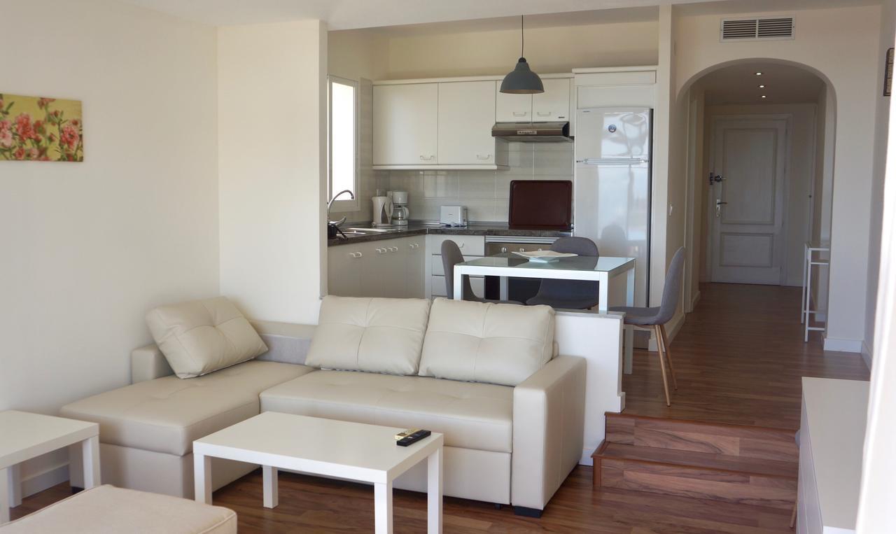 Sea View Apartment In Miraflores Sitio de Calahonda المظهر الخارجي الصورة