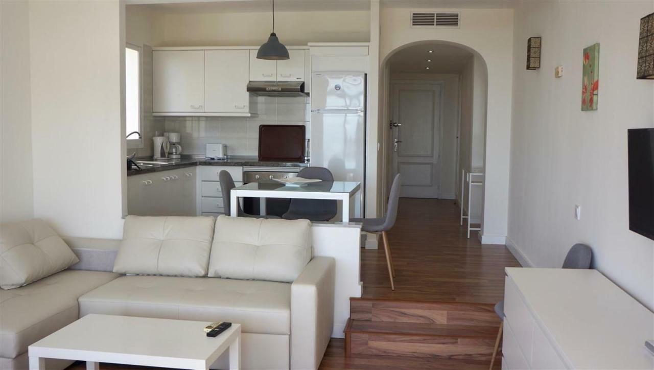Sea View Apartment In Miraflores Sitio de Calahonda المظهر الخارجي الصورة
