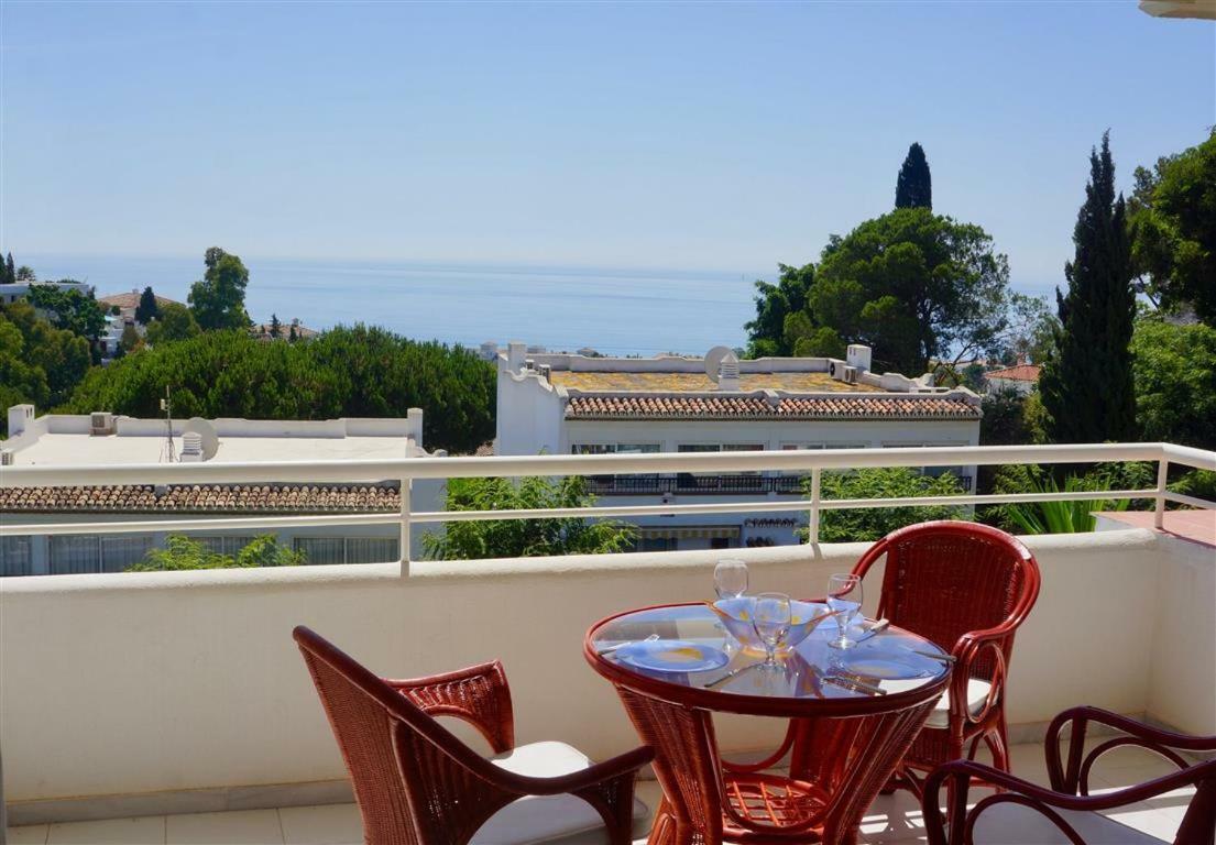 Sea View Apartment In Miraflores Sitio de Calahonda المظهر الخارجي الصورة